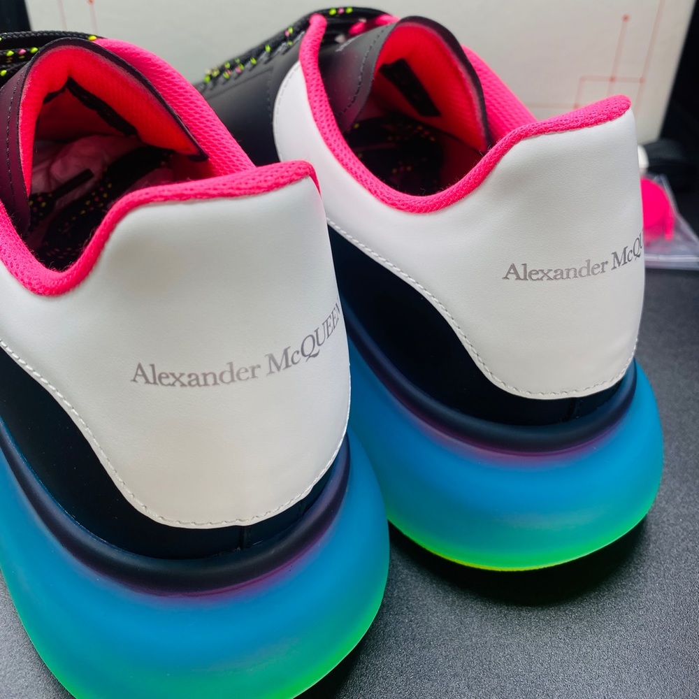 Alexander McQueen Men’s Oversized Sneakers Size 10 NWB AUTHENTIC - Picture 5 of 9